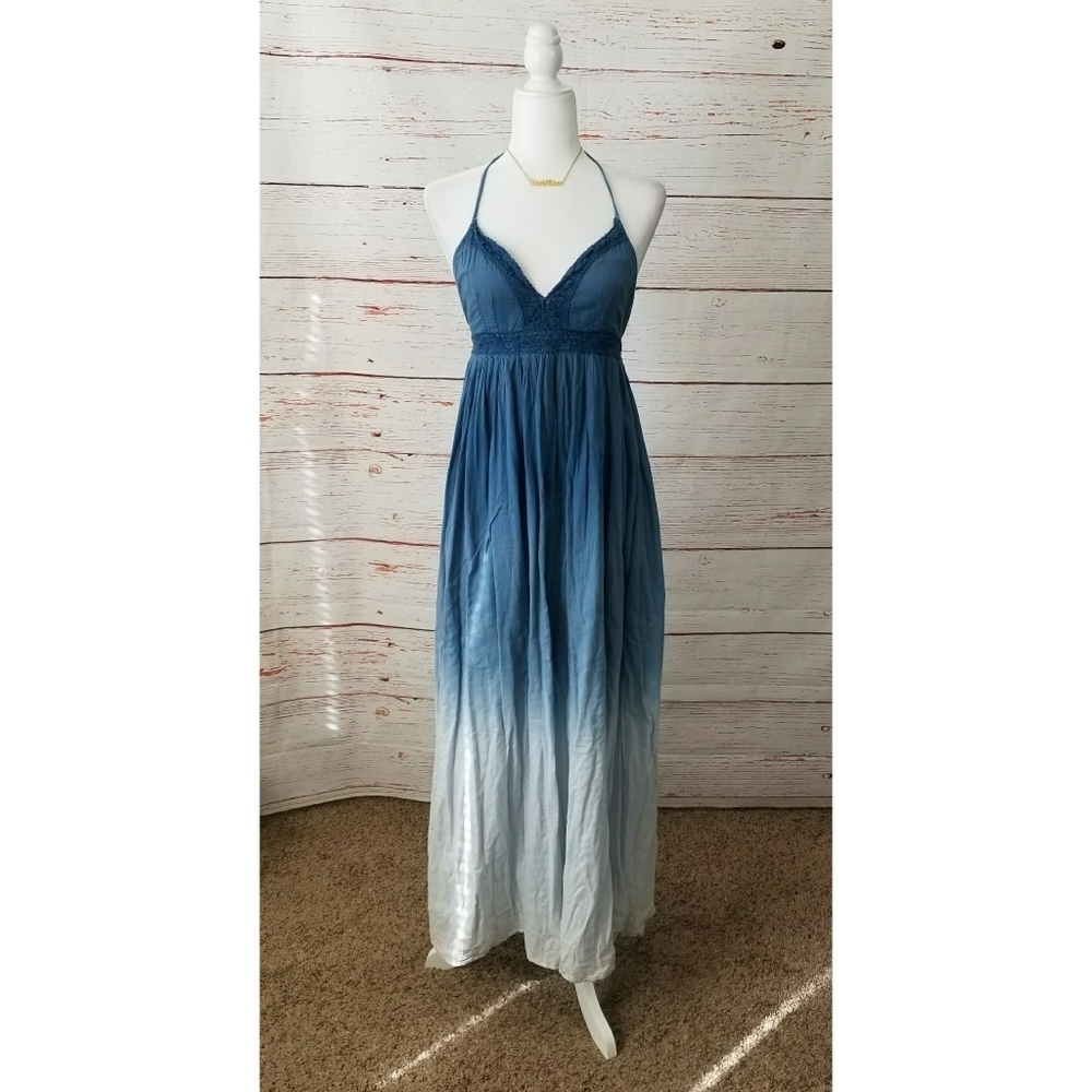 DAUGHTERS OF THE REVOLUTION // halter low open back flowy boho-chic maxi dress